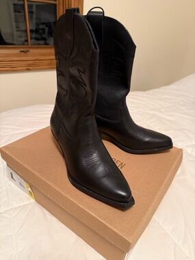Steve Madden Black Western Mid-Heel Leather Boots